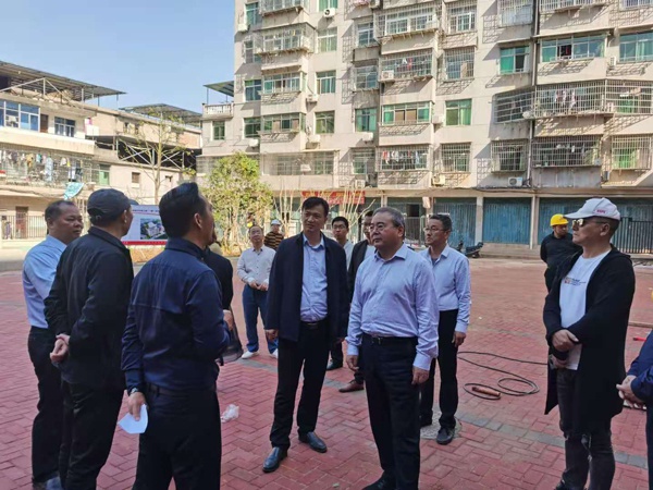 1605749347595889.jpg 南昌市人大常委會(huì)副主任羅劍云.jpg