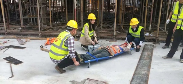 1619486118181186.jpg 南昌市政建設(shè)集團桃南安置房項目開展高空墜落應急救援演練6004.jpg