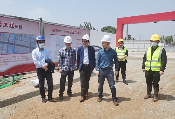 南昌市政公用集團(tuán)熊新國(guó)蒞臨廣州路東延工程檢查節(jié)前安全生產(chǎn)工作6001.jpg