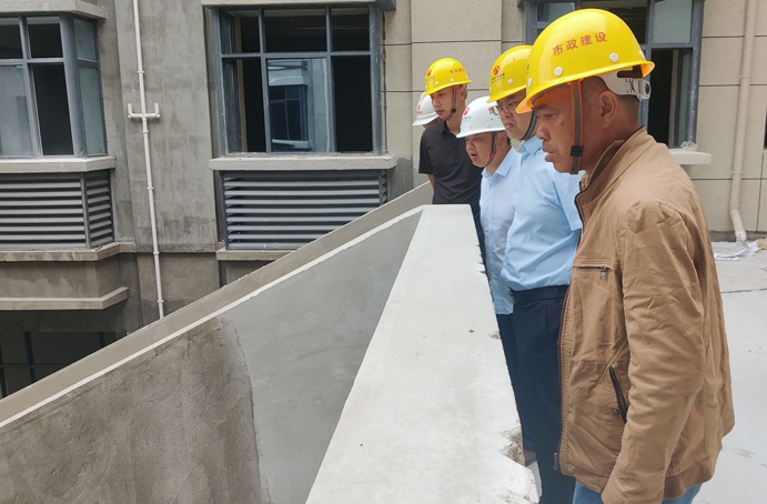 1634867993401771.jpg 付海華前往生態(tài)農(nóng)業(yè)示范園研發(fā)大樓項目檢查指導691.jpg