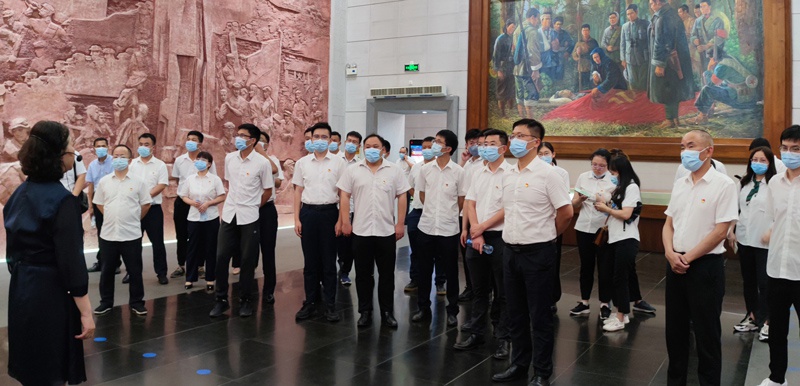 南昌市政建設(shè)集團(tuán)開展學(xué)習(xí)貫徹黨的十九屆六中全會(huì)精神專題培訓(xùn) 南昌市政建設(shè)集團(tuán)開展學(xué)習(xí)貫徹黨的十九屆六中全會(huì)精神專題培訓(xùn)