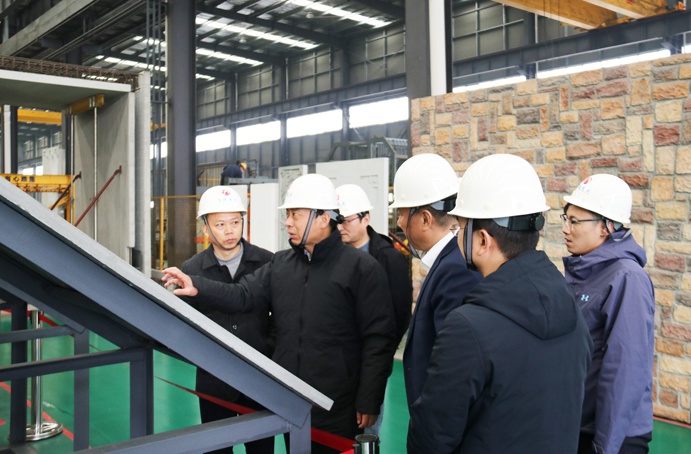市政公用集團(tuán)黨委副書記、總經(jīng)理萬義輝到市政遠(yuǎn)大公司調(diào)研指導(dǎo)