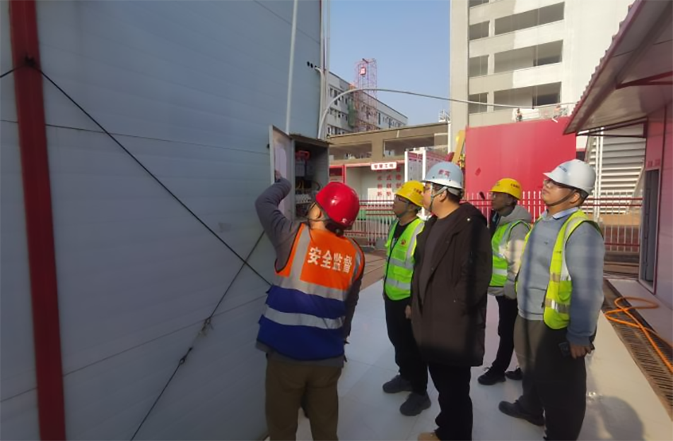 南昌市政建設集團開展“元旦”節(jié)前安全隱患大排查大整治 南昌市政建設集團開展“元旦”節(jié)前安全隱患大排查大整治